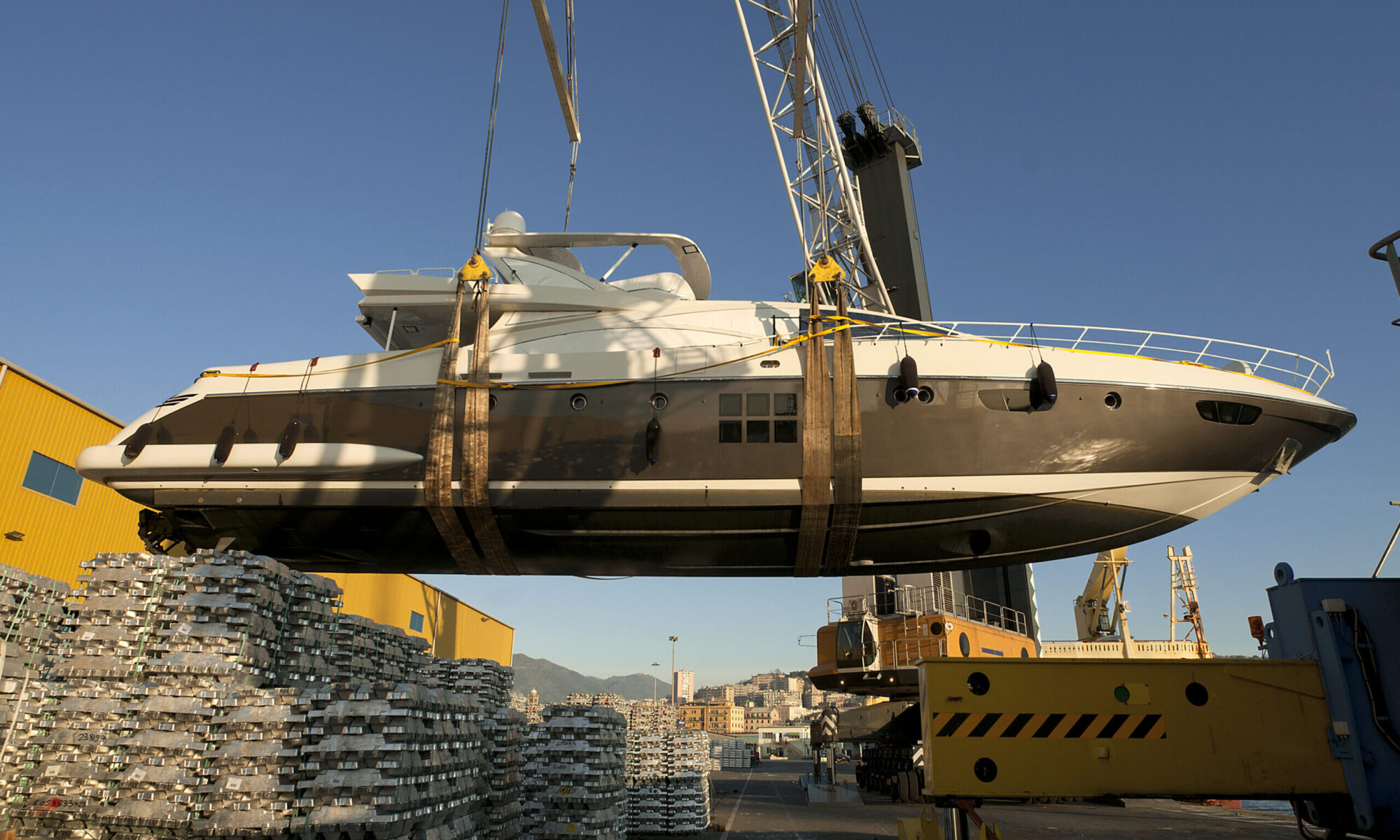 Aircraft & Yacht Shipping Industry | Freight Shipping Solutions | LAC