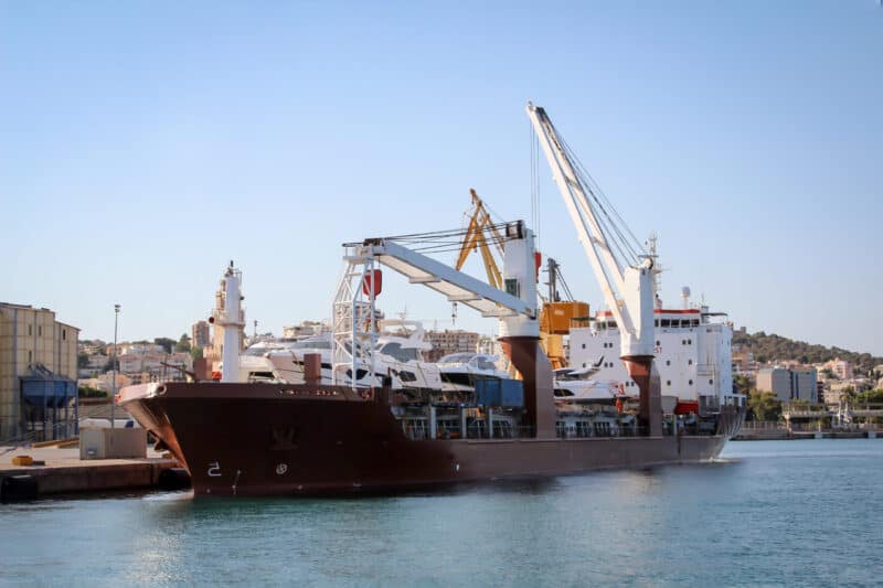 Shipping breakbulk cargo by sea to Saint Barthelemy Gustavia Port